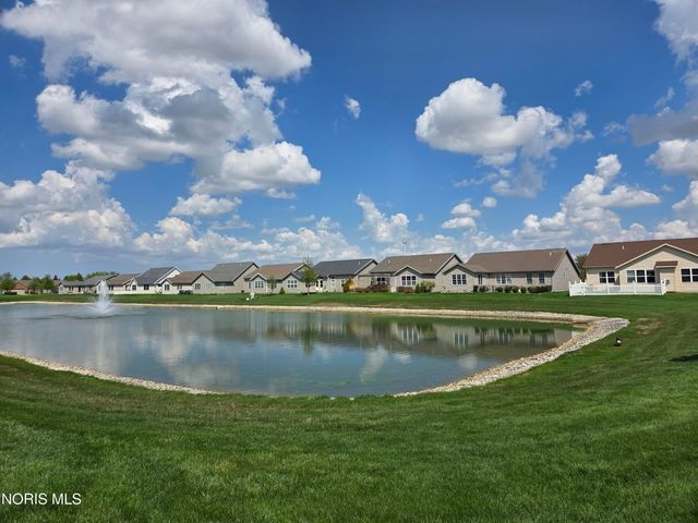 26304 Stillwater Drive, Perrysburg, OH 43551