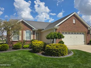 26304 Stillwater Drive, Perrysburg, OH 43551