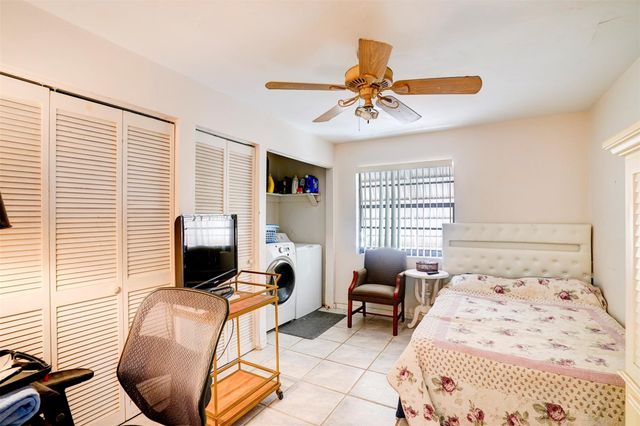 4271 NE 11th Ter, Pompano Beach, FL 33064