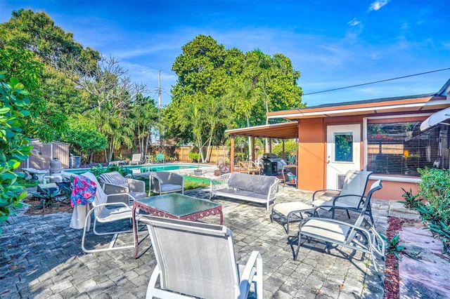 4271 NE 11th Ter, Pompano Beach, FL 33064