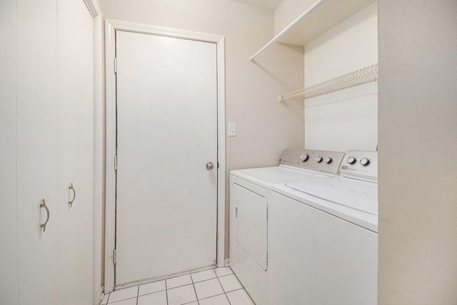 2617 Knollwood Drive, Crown Point, IN 46307