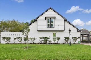 7711 Meadowvale Drive, Houston, TX 77063