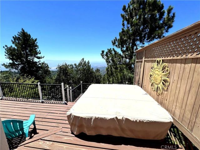 1834 Nob Hill, Running Springs, CA 92382