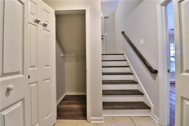 353 Fall View Court, Winder, GA 30680