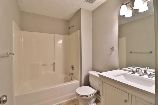 353 Fall View Court, Winder, GA 30680