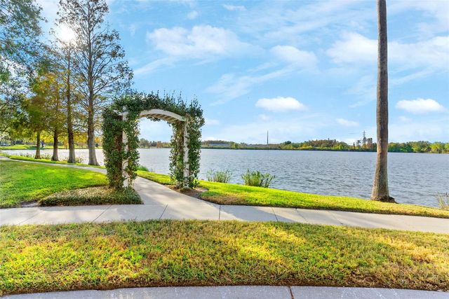 10806 SPRING MOUNTAIN PLACE, Tampa, FL 33626