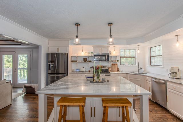 2160 Valley View Rd, Joelton, TN 37080