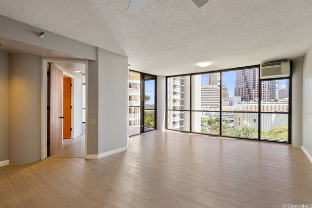 60 N Beretania Street 908, Honolulu, HI 96817