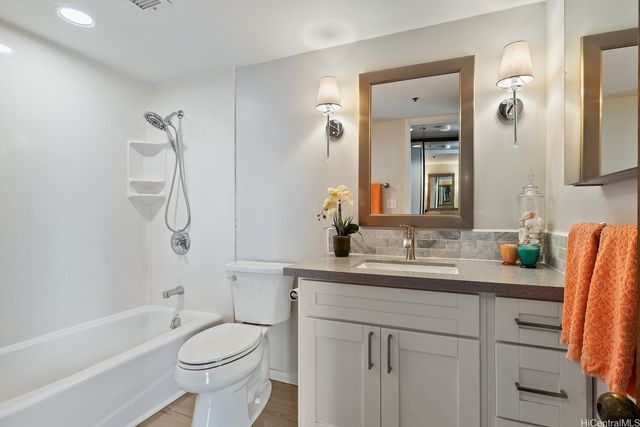 60 N Beretania Street 908, Honolulu, HI 96817