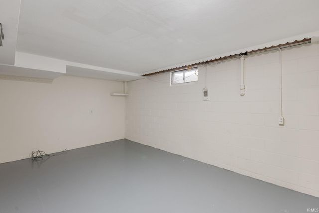 53160 Nadine Street, South Bend, IN 46637