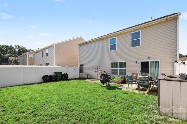 7012 Palatine Lane, Charlotte, NC 28214