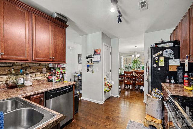 7012 Palatine Lane, Charlotte, NC 28214