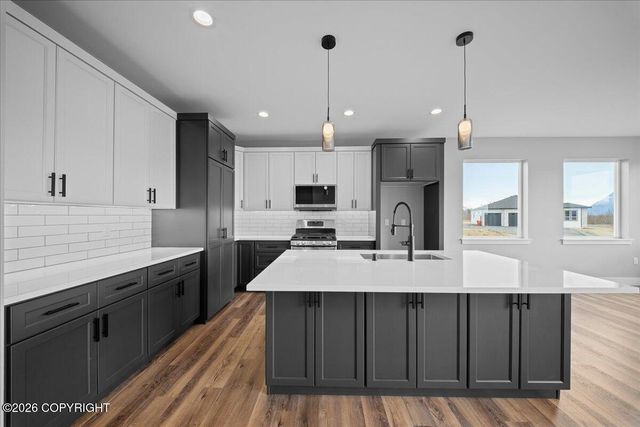 7538 E Refuge View Drive, Wasilla, AK 99654