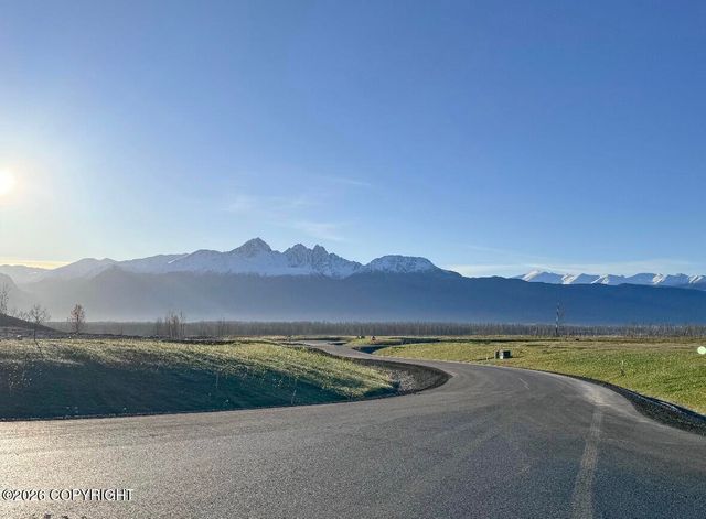 7538 E Refuge View Drive, Wasilla, AK 99654