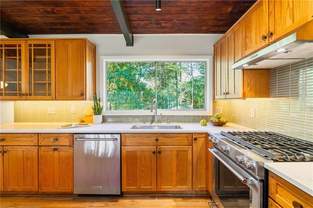 3652 Northlake Drive, Atlanta, GA 30340