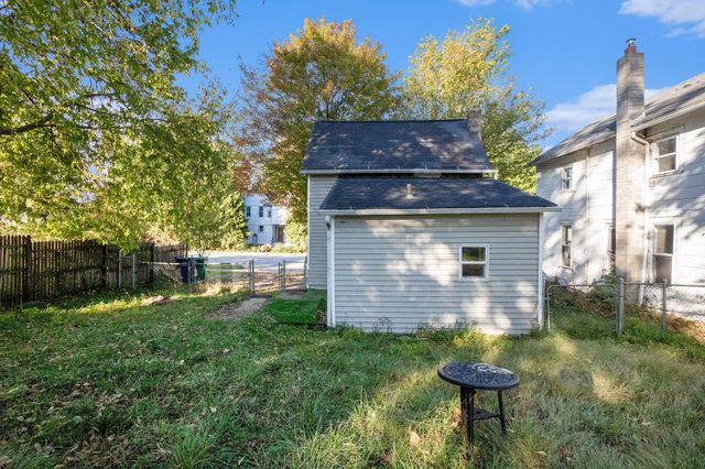 108 N Disbrow Street, Cassopolis Vllg, MI 49031