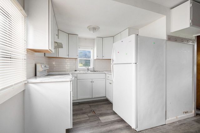 108 N Disbrow Street, Cassopolis Vllg, MI 49031