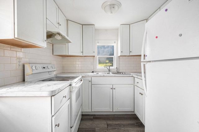 108 N Disbrow Street, Cassopolis Vllg, MI 49031