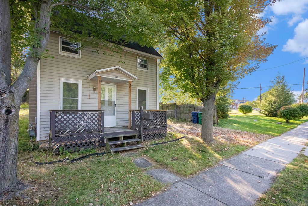 108 N Disbrow Street, Cassopolis Vllg, MI 49031