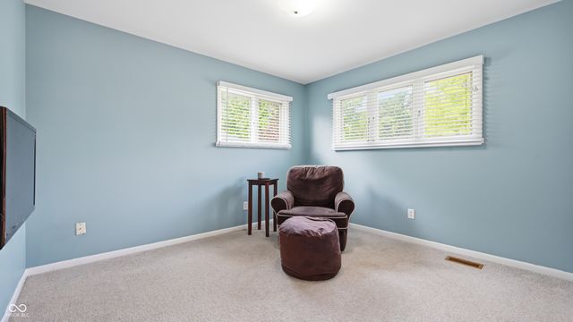 6453 Green Leaves Road, Indianapolis, IN 46220