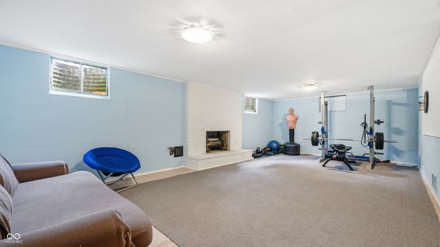 6453 Green Leaves Road, Indianapolis, IN 46220