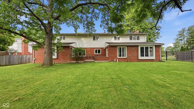 6453 Green Leaves Road, Indianapolis, IN 46220
