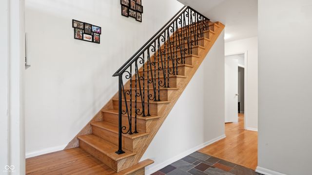6453 Green Leaves Road, Indianapolis, IN 46220