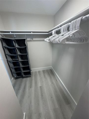 2501 S Ocean Drive PH05, Hollywood, FL 33019
