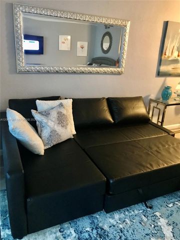 2501 S Ocean Drive PH05, Hollywood, FL 33019