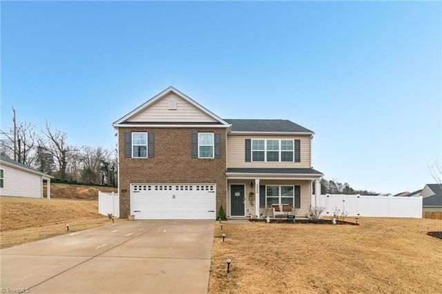 5020 Crest Court, Trinity, NC 27370