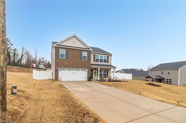 5020 Crest Court, Trinity, NC 27370