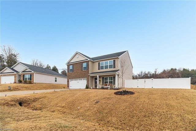 5020 Crest Court, Trinity, NC 27370