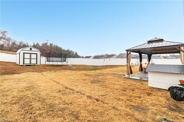 5020 Crest Court, Trinity, NC 27370