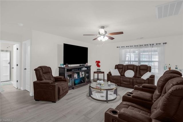 5020 Crest Court, Trinity, NC 27370