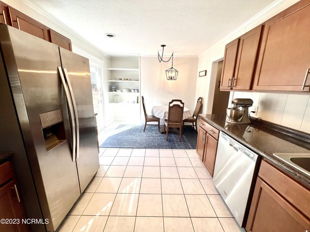 709 Lorraine Circle, Wilmington, NC 28412