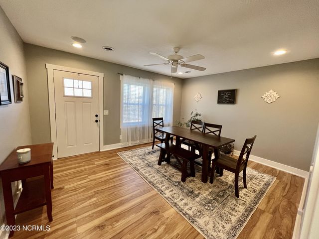 709 Lorraine Circle, Wilmington, NC 28412