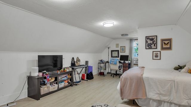 53 Bow 2, Somerville, MA 02143