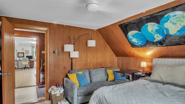 53 Bow 2, Somerville, MA 02143