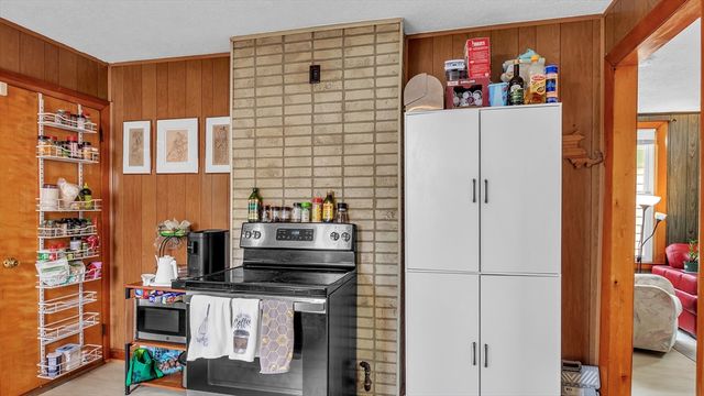 53 Bow 2, Somerville, MA 02143