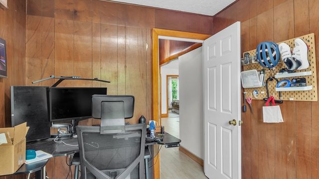53 Bow 2, Somerville, MA 02143