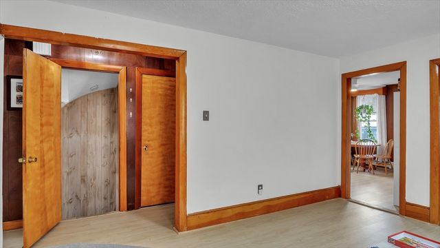 53 Bow 2, Somerville, MA 02143