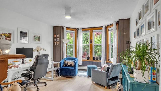 53 Bow 2, Somerville, MA 02143