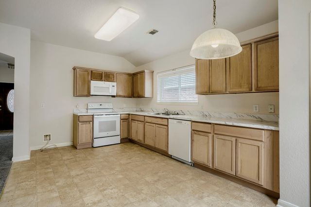 548 Small Cedar Drive, League City, TX 77573