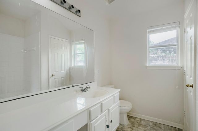 548 Small Cedar Drive, League City, TX 77573