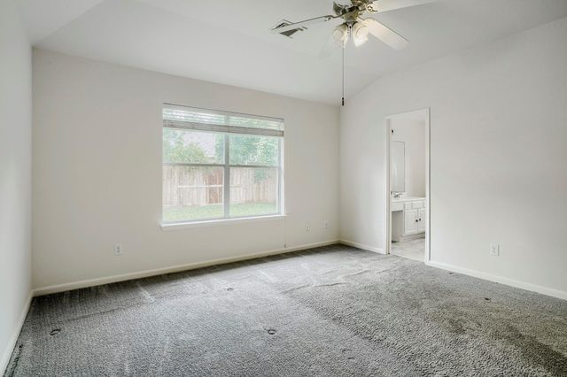 548 Small Cedar Drive, League City, TX 77573