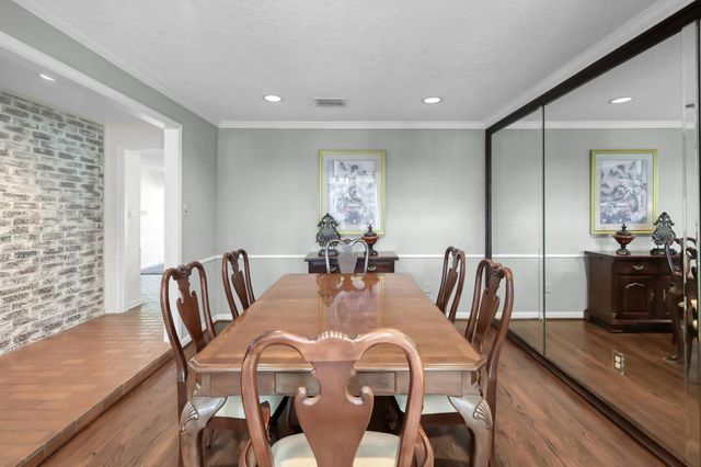 5810 Olympia Fields Lane, Houston, TX 77069