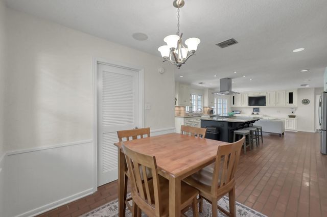 5810 Olympia Fields Lane, Houston, TX 77069