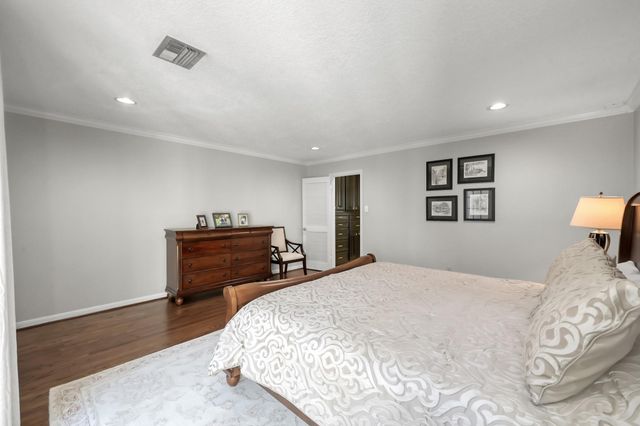 5810 Olympia Fields Lane, Houston, TX 77069