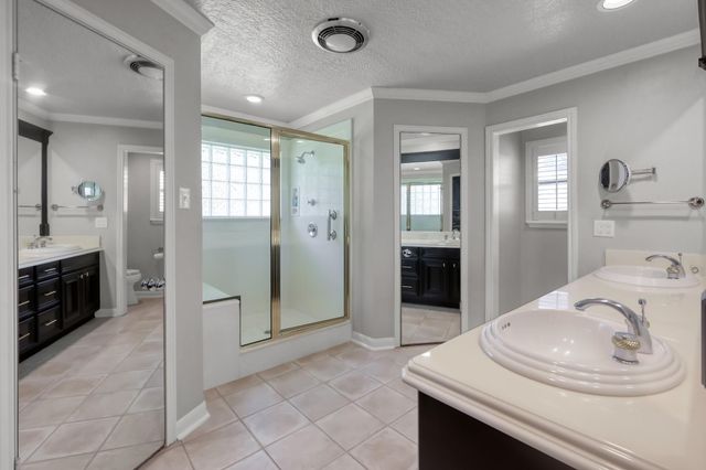 5810 Olympia Fields Lane, Houston, TX 77069