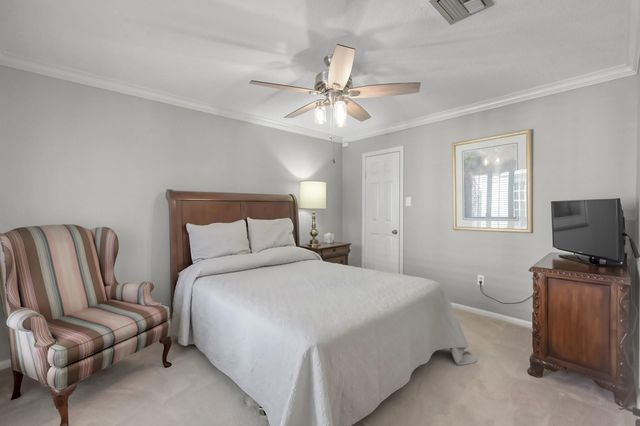 5810 Olympia Fields Lane, Houston, TX 77069